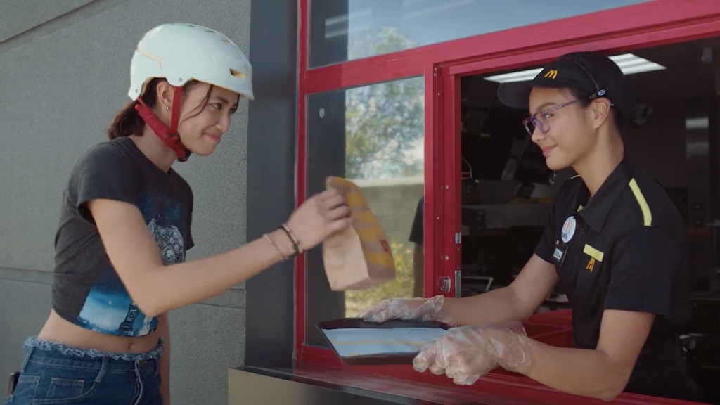 The Devil Is a Part-Timer!' Anime Star Appears in McDonald's Kiosks