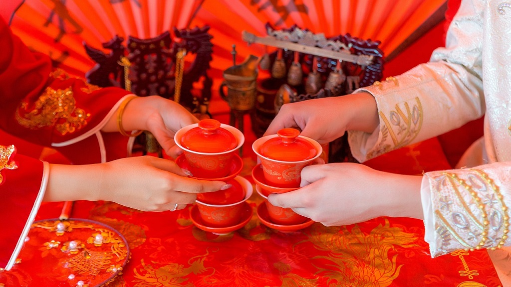 Chinese wedding tea cups
