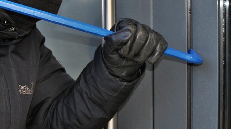 Man gets 50-month prison sentence for multi-state burglaries targeting Asian homeowners