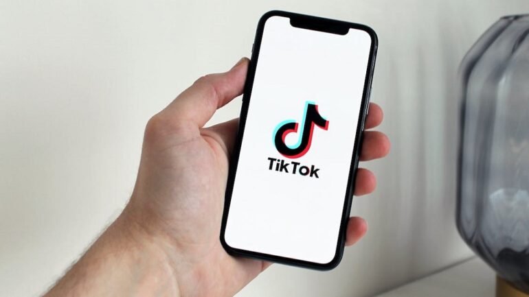 TikTok officially launches e-commerce TikTok Shop in the US