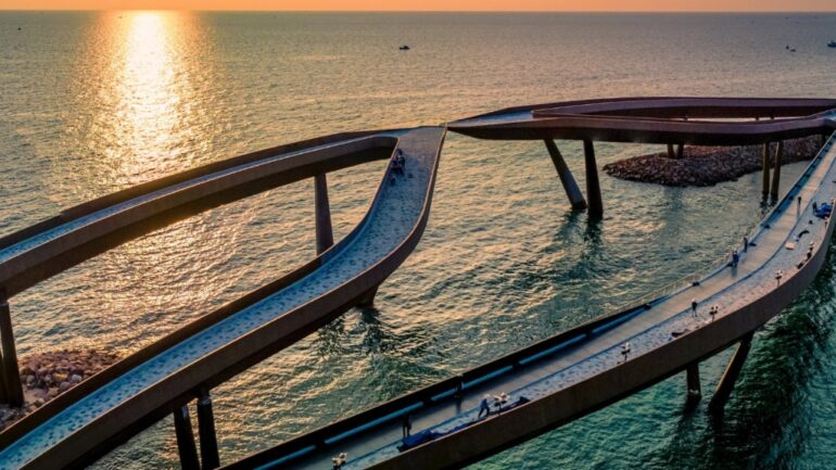 Vietnam’s latest tourist attraction: ‘Kiss Bridge’ in Phu Quoc Island