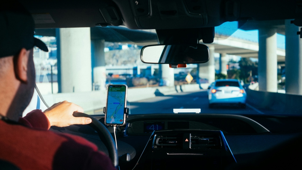 AAAPI drivers more likely to receive speeding tickets, bigger fines than white drivers: study