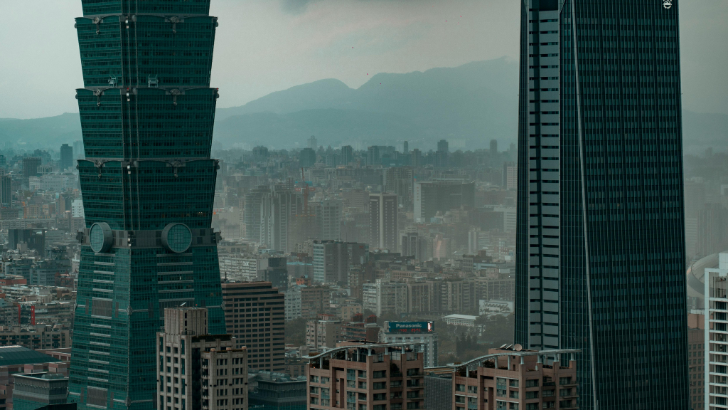 Taiwan’s air pollution carries higher risk for lung cancer than smoking: study