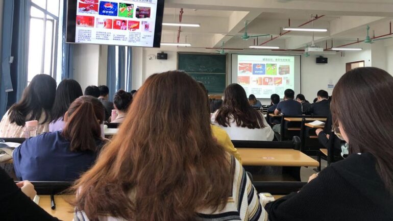 More Asian students are choosing Asian countries to learn English: study