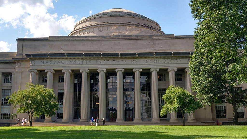 MIT sees rise in Asian American students after SCOTUS affirmative action ruling
