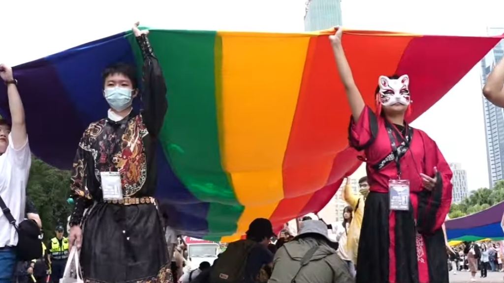 Taiwan recognizes same-sex marriage between Taiwanese and Chinese