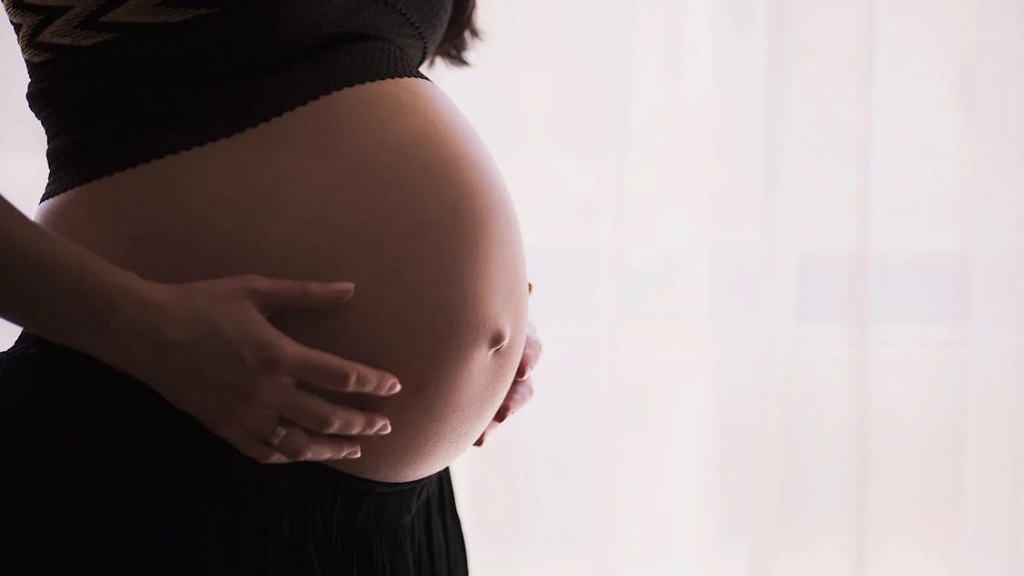 Woman sheds light on China’s underground surrogacy business