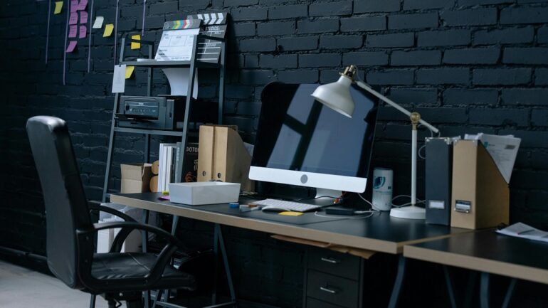 Nearly 3 in 4 tech workers feel ‘stuck’ at their jobs, survey shows
