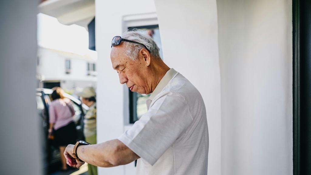 Asian Americans no longer healthiest older adult group, study finds