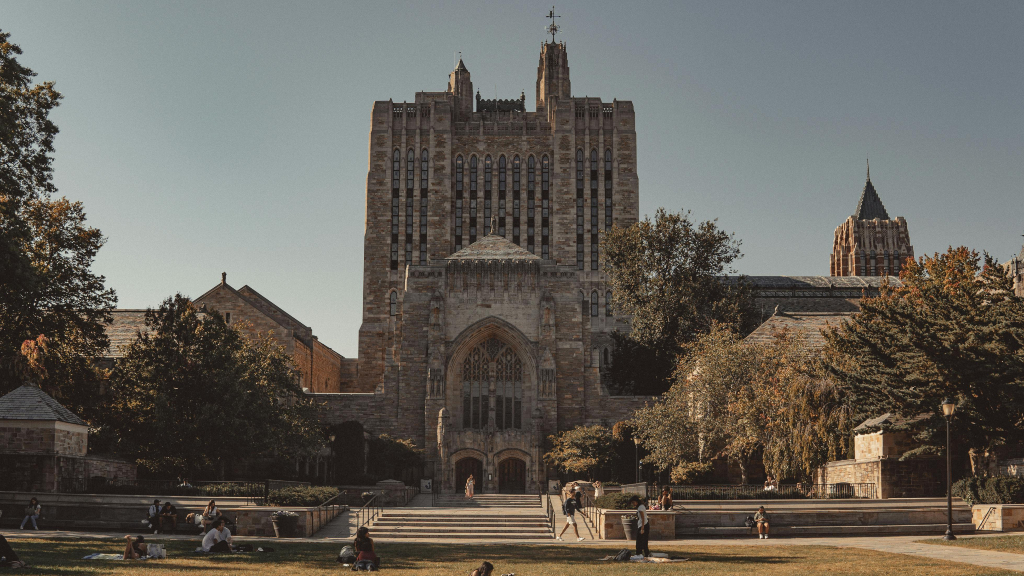 DOJ says Yale med discriminated against Asian, white applicants